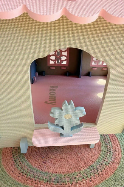 Roomy Castle