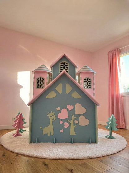 Roomy Castle